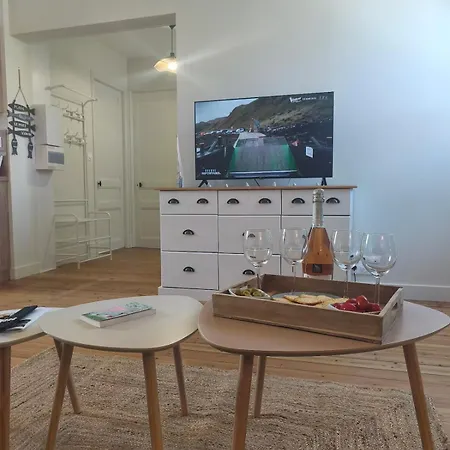 T3 4 Personnes - Apercu - A 100 Metres Apartment